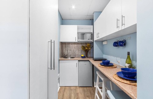 Big Bay Apartment | Eden On The Bay 67A - Studio Apartment, Sleeps 2