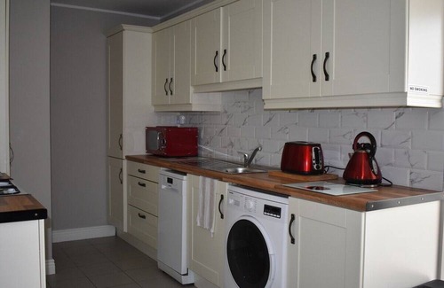 Leixlip Cottage | Alensgrove Cottages No. 06