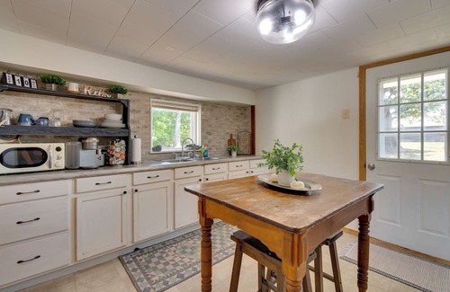 Toledo House | Pets Welcome: Tranquil Retreat w/ Yard in Jewett!