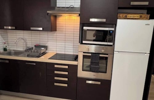 Lykabittos Apartment | Elegant Escape in Nicosia