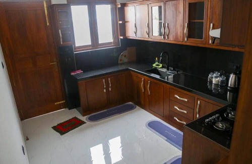 Gurudeniya House | Mahaweli Haven - 5 Bedrooms Luxury House in Kandy