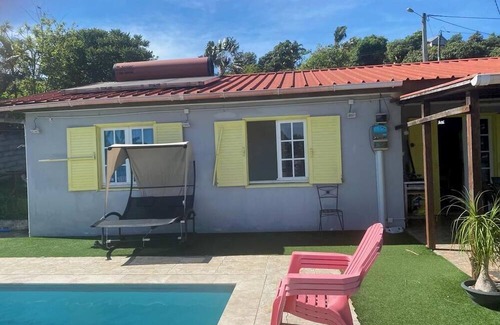 Sainte-Clotilde House | Peaceful villa with pool overlooking the Indian Ocean