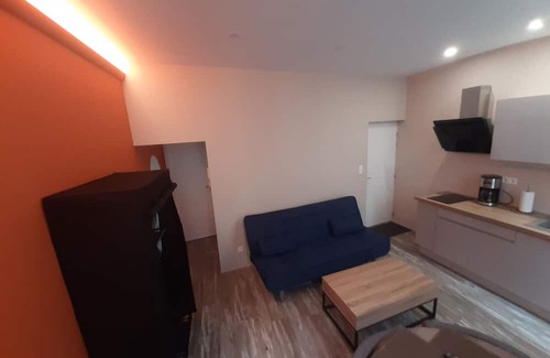Bourg-Saint-Andeol Apartment | Apartment '106 - Cosy T2' with Wi-Fi and Air Conditioning