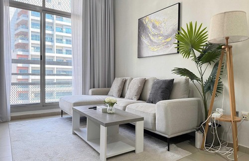 Barsha Heights House | 1BR Premium Apt. | Luxe Vibes at Barsha Heights
