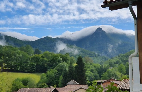 Chein-Dessus House | Holiday Home 'Au Fil De L'eau' with Mountain View, Private Terrace and Wi-Fi