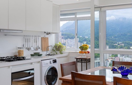 Leblon Apartment | Ocean/Lagoa view Leblon with services - Casape.Rio