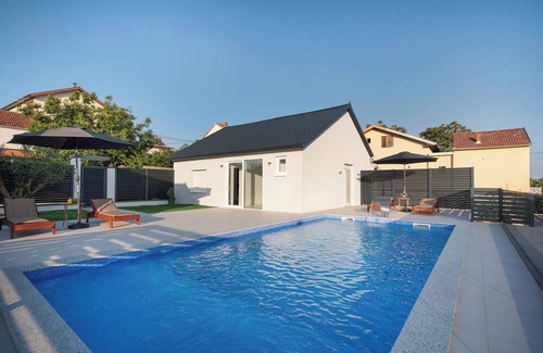 Zavala Villa | Šarmantna vila s prekrasnim pogledom i grijanim bazenom u blizini Međugorja