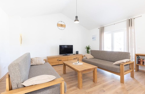 Grubine House | Pet friendly home in Grubine