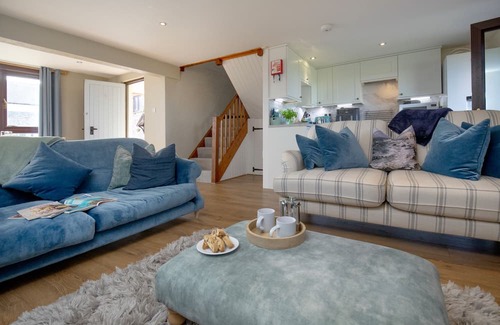 Stibb Cottage | Toad Hall is a spacious cottage in North Cornwall full of character