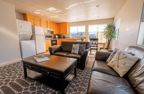 Sitka Apartment | 406 Etolin Way - 1 Bedroom, 1 Bathroom, Located Downtown