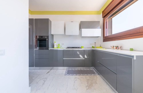 Province of Cagliari House | Holiday Home 'Lovely View By Sery' with Sea View, Wi-Fi and Air Conditioning