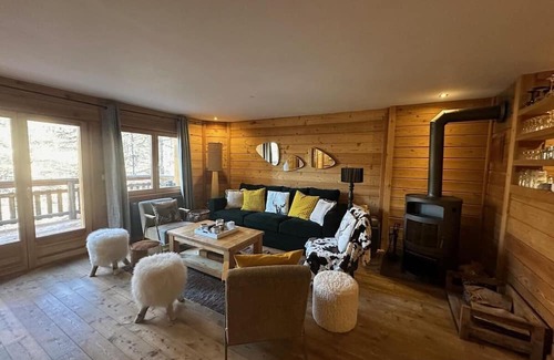 Les Claux Ski Chalet | Chalet, terrace, fireplace or stove, tv, 150m², Vars