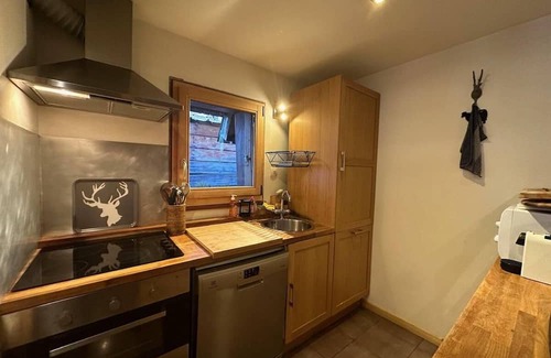 Les Claux Ski Chalet | Chalet, terrace, fireplace or stove, tv, 150m², Vars