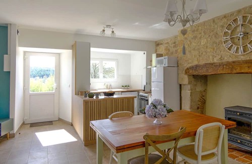 Gourdon House | Discover Les Gites de la Vallée du Ceou: Pet-Friendly Retreat