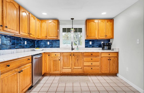 Standish House | Family-Friendly Beach House on Watchic with Amazing Views