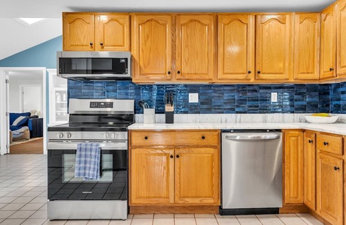 Standish House | Family-Friendly Beach House on Watchic with Amazing Views