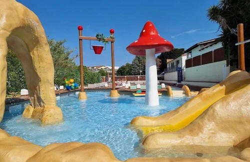 Pietra Ligure House | Camping 2 étoiles - Piscine - efbcge