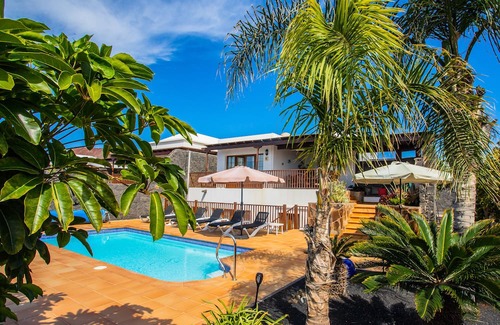 Playa Blanca House | Holiday Home newly renovated with Sea View and heated Swimming Pool
