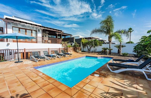 Playa Blanca House | Holiday Home newly renovated with Sea View and heated Swimming Pool