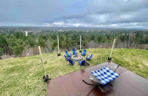 Mio Cabin | Elk Ridge Lodge! Sleeps 32! 1 of 2. Stunning Views