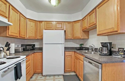 Evanston Apartment | Relaxing 3BR/2BA Retreat with Family-Friendly Amenities