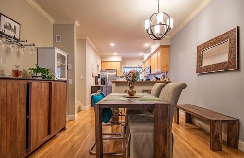 Minor House | Spacious 3 Bedroom Townhouse with Private Backyard Retreat