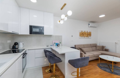 Zagreb Apartment | One bedroom apartment with balcony Zagreb (A-22577-a)