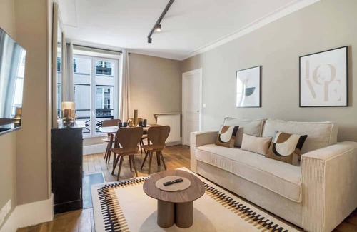 Quartier des Invalides Apartment | Appartement moderne près des Invalides – 1BR