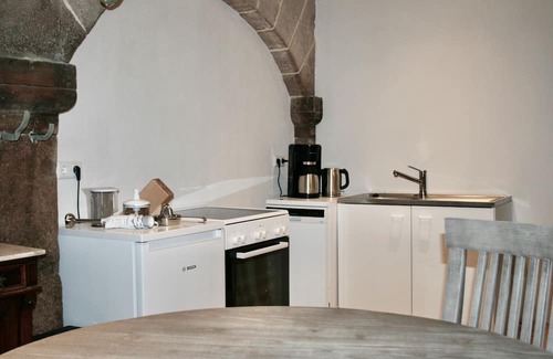 Neuried Apartment | Apartment '5' with Private Terrace and Shared Garden
