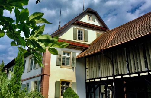 Neuried Apartment | Apartment '6' with Private Terrace and Shared Garden