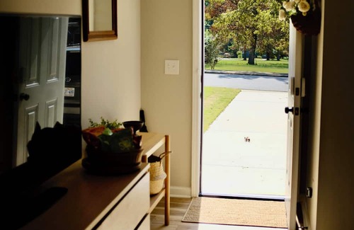 Sanford Apartment | Sanford Suite Retreat - B&B near Downtown