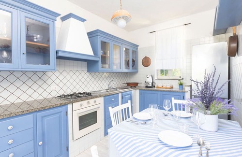 Priora Villa | Modern and spacious villa in Sorrento
