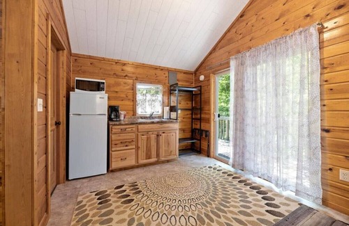 Spearfish Cabin | Rimrock Lodge: Ponderosa Cabin
