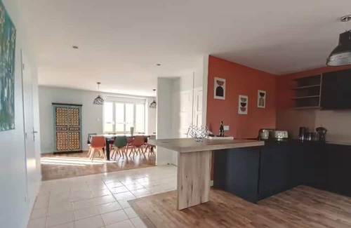Huisnes-sur-Mer Cottage | Au Mont Chez Vous #Jacuzzi and Mont-St-Michel View#