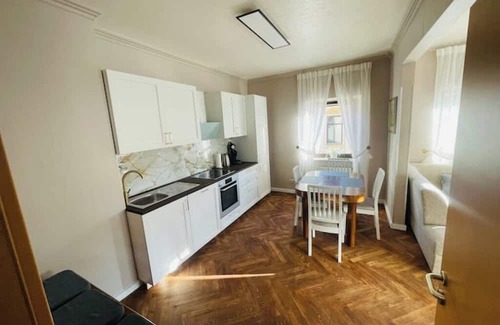 Idar-Oberstein House | Fitter's room accommodation in the center