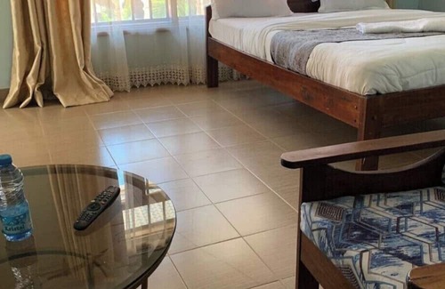 Kisumu House | Torchys Lounge Hotel in Kisumu Unit 4