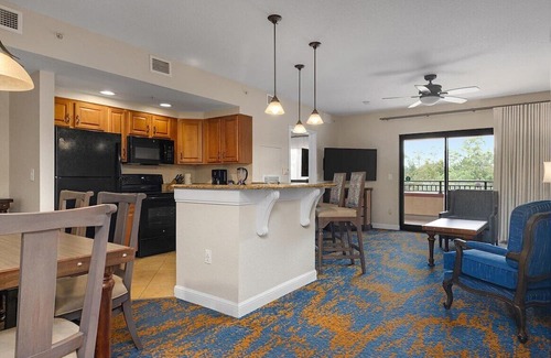 Lake Buena Vista Resort | 2 Bedroom Deluxe Suite at Bonnet Creek Resort