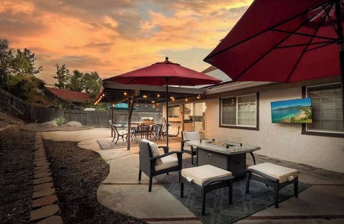 Rancho Bernardo House | 5 Bedroom Home With Firepit