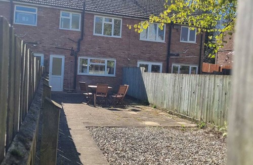 Martlesham Heath House | Family friendly house in Woodbridge, close to town with shops and restaurants.
