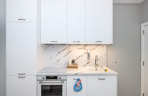 Plovdiv Apartment | ElenartLux- 2-bedroom apartment in Plovdiv-AC, WiFi, free parking, pet-friendly