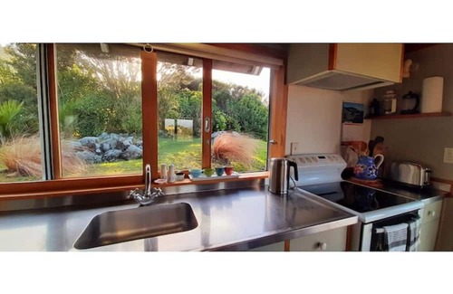 Tuateawa House | "The Rock" is simply one of the best coastal experiences here in the Coromandel.