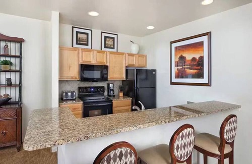 Kaiser Condo | Club Wyndham Lake of the Ozarks 4 Bedroom Presidential Suite