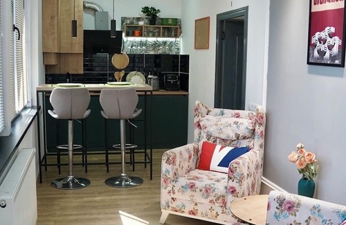 Tbilisi Apartment | Two bedroom (2bathroom) apartment in old Tbilisi