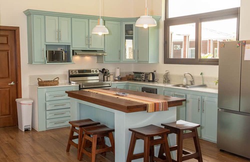 San Juan House | 4-Bedroom House in Beautiful Tela with AC, WiFi, Private Pool, Generator
