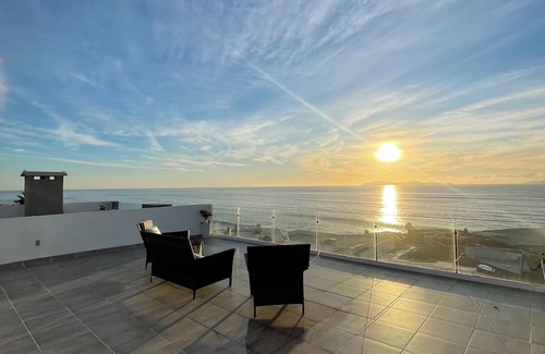 Playas De Tijuana House | Beautiful 4 story beach house with amazing rooftop located in Tijuana-Rosarito.