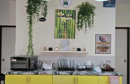 Kampung Bukit Rangin House | Spacious 4-bedroom house with WiFi, AC in welcoming Kuantan
