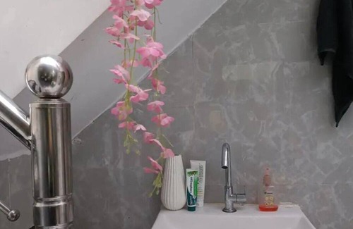 Allahabad House | Charming 1-bedroom building in beautiful Prayagraj with WiFi