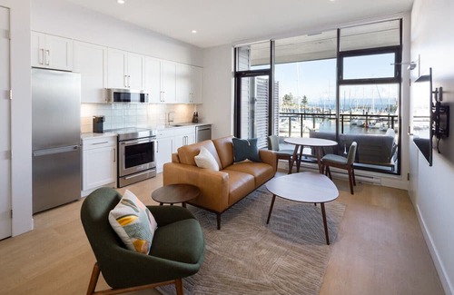 Regional District of Nanaimo Apartment | Suite 106 - One-Bedroom Oceanview Queen Suite | Pet Friendly