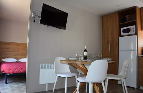 Sadirac House | Mobil-Home Althea 3 Zimmer 4 Personen Klimaanlage + TV 2sdb