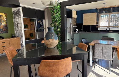 Vendres Villa | The Jade Pearl